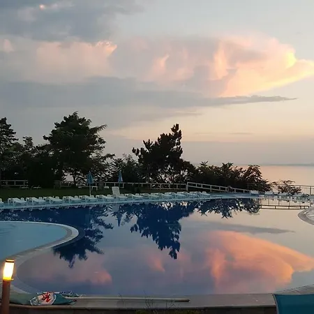 Blue Bay Sea View Apartmán